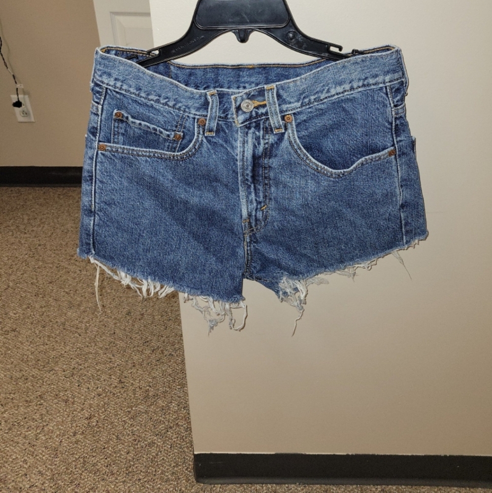Levi Distressed Vintage Shorts NWT